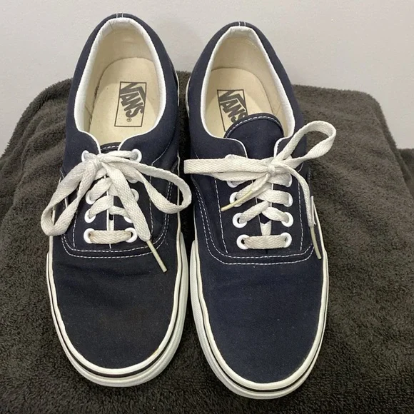 Vans Navy Blue Lace-Ups - M9.5 W11 - Picture 2 of 7